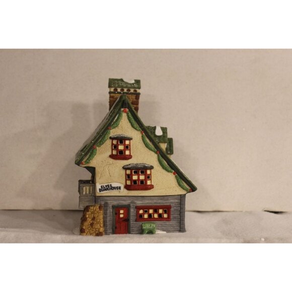 Dept 56 North Pole Village - Elf Bunkhouse - Picture 1 of 7